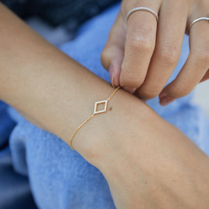 9ct Yellow Gold Diamond Set Diamond Shape Geometric Bracelet