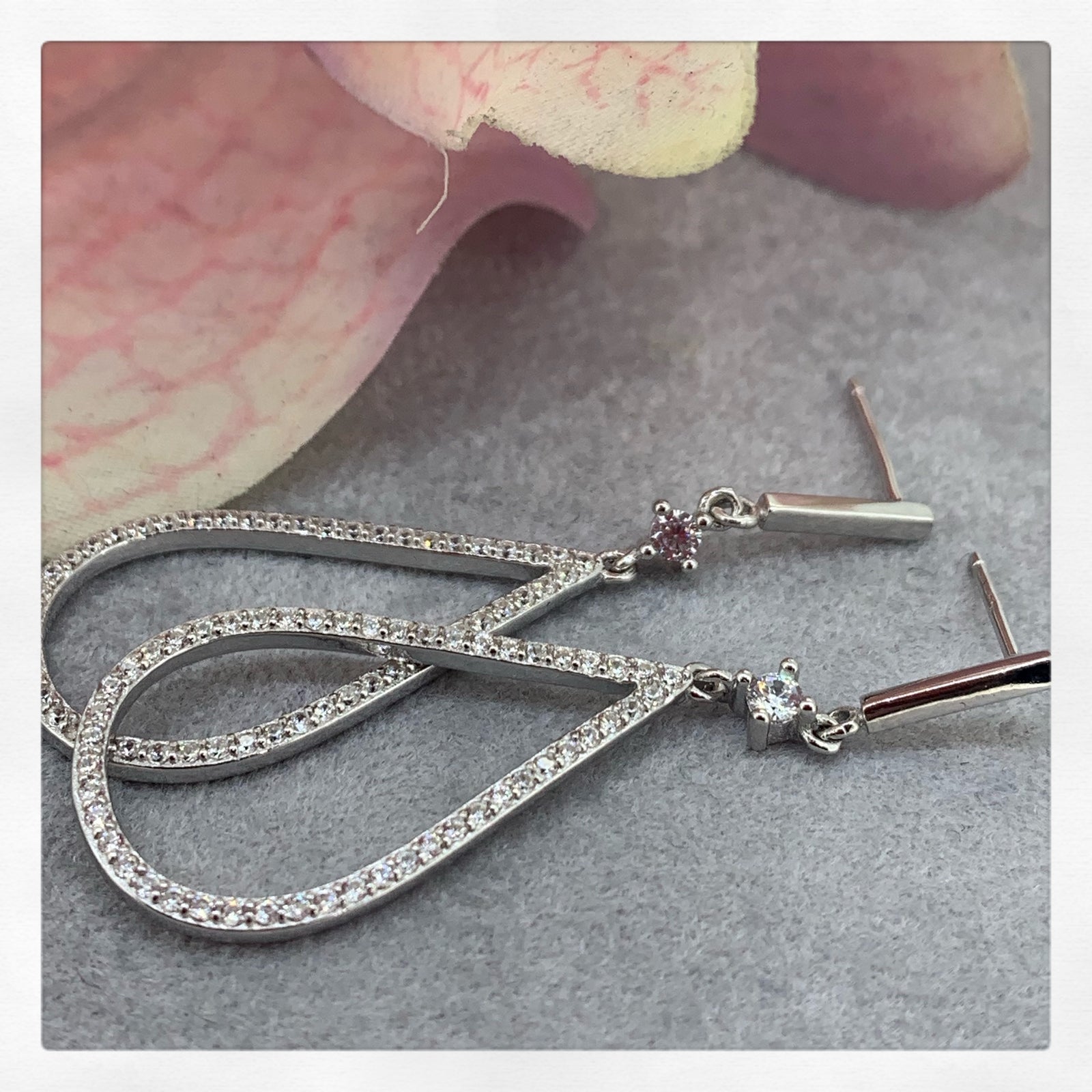 Sterling Silver Drop Pear Shape Earring